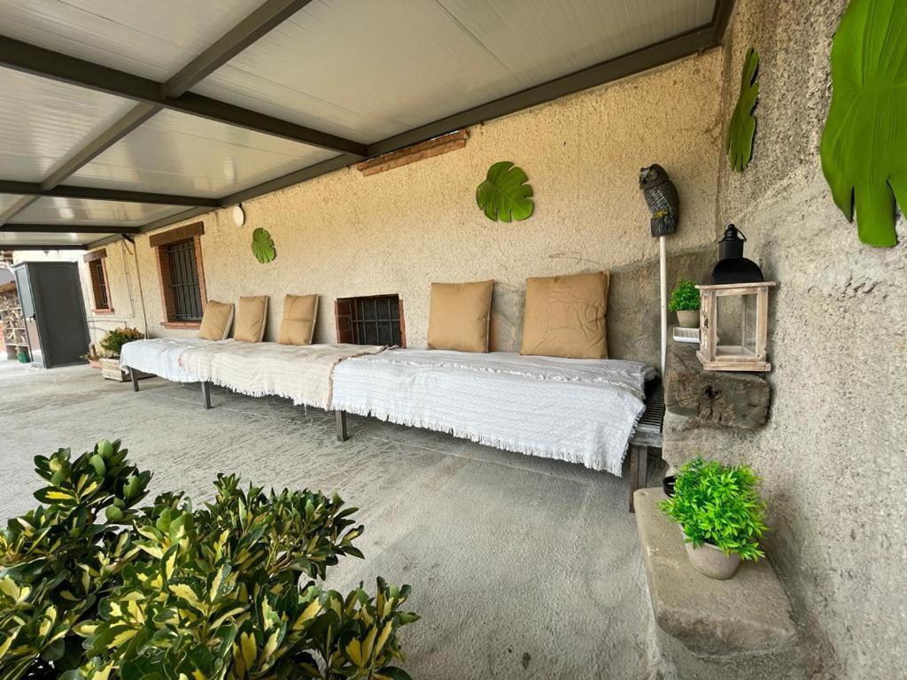 Moli Den Burch Villa Santa Eulalia de Ronsana Exterior photo